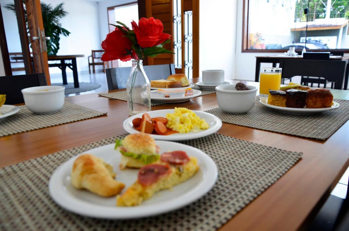 Hotel Bertell Inn เปเนโด ภายนอก รูปภาพ