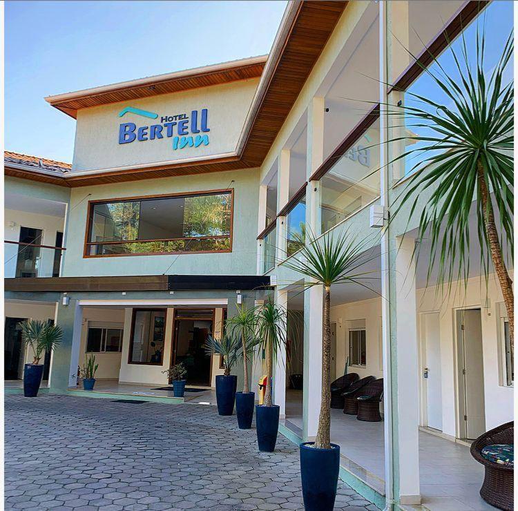Hotel Bertell Inn เปเนโด ภายนอก รูปภาพ